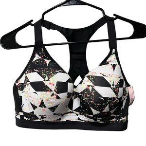 NWT Victoria Secret Bra size 38C